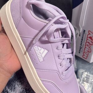 Adidas Women's Light Purple Sneakers
